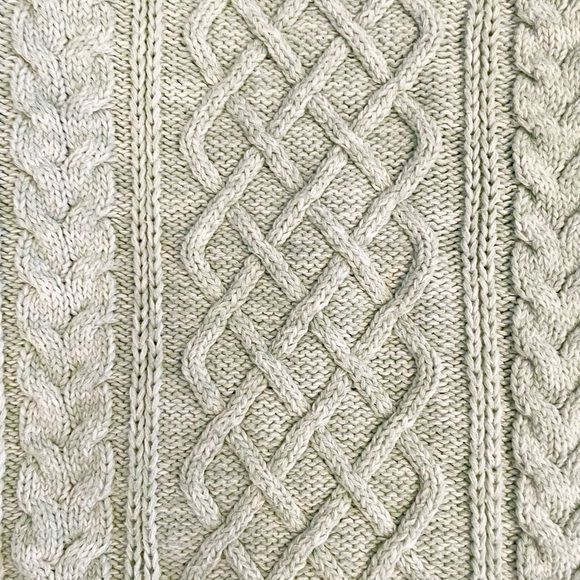 GAP cable knit sweater - Picture 2 of 2